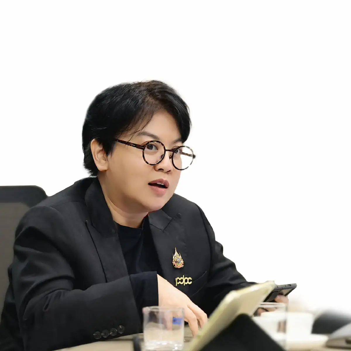 เมื่อยอดวิวชนะความจริง: บทเรียนจากกฎเหล็กอินฟลูฯ จีน สู่คำถามของสังคมไทย